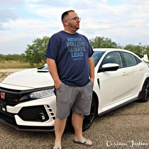 Meet Your Posher Rob!